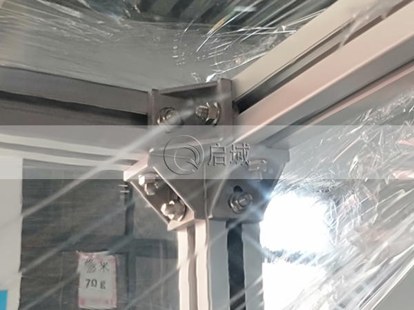 角件安装图 角件安装图