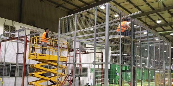铝型材护栏网具体的应用分析