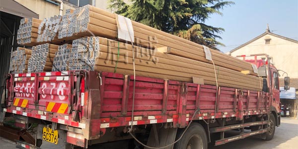 铝型材生产厂家发货