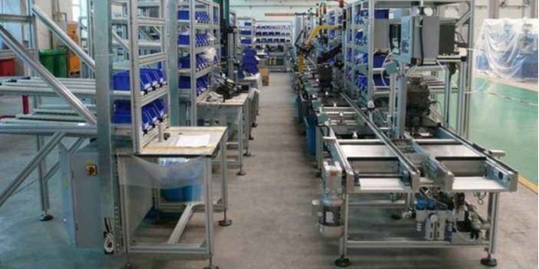 铝型材流水线底部为什么喜欢安装蹄脚？