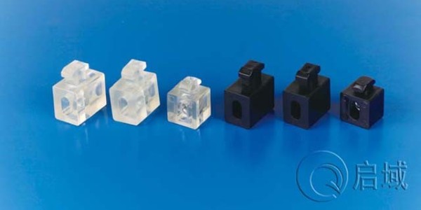 为什么铝型材框架喜欢用间隔连接块安装板材？