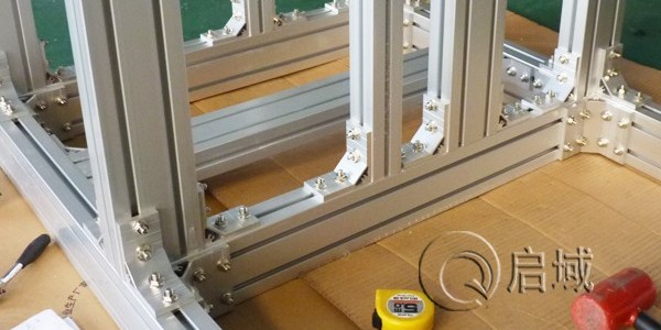 用于直角连接的铝型材配件有哪些？