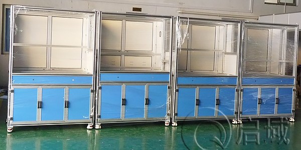 铝型材外罩底部为什么要使用支撑件？