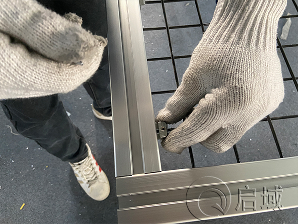 卡扣安装 卡扣安装