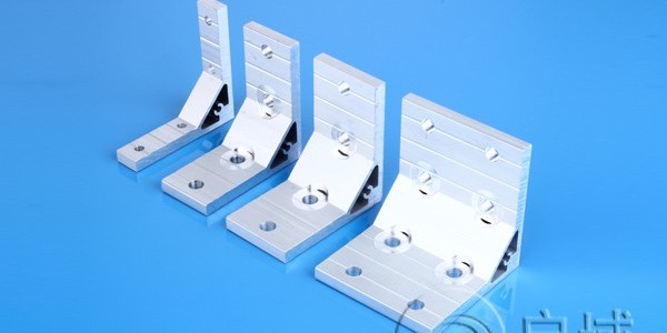 关于<i style='color:red'>铝型材加工</i>角支架的用途你了解多少呢？